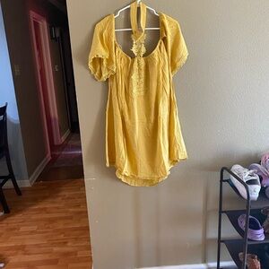 Yellow Lace-Trimmed off the shoulder halter Women's Top/ mini dress